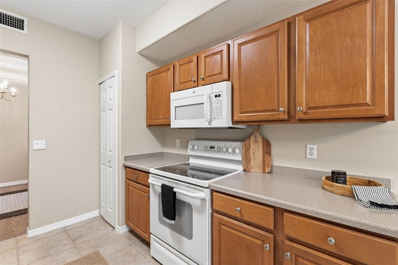 7005 Prosperity Circle , Unit 2005, Sarasota, FL 34238 Photo