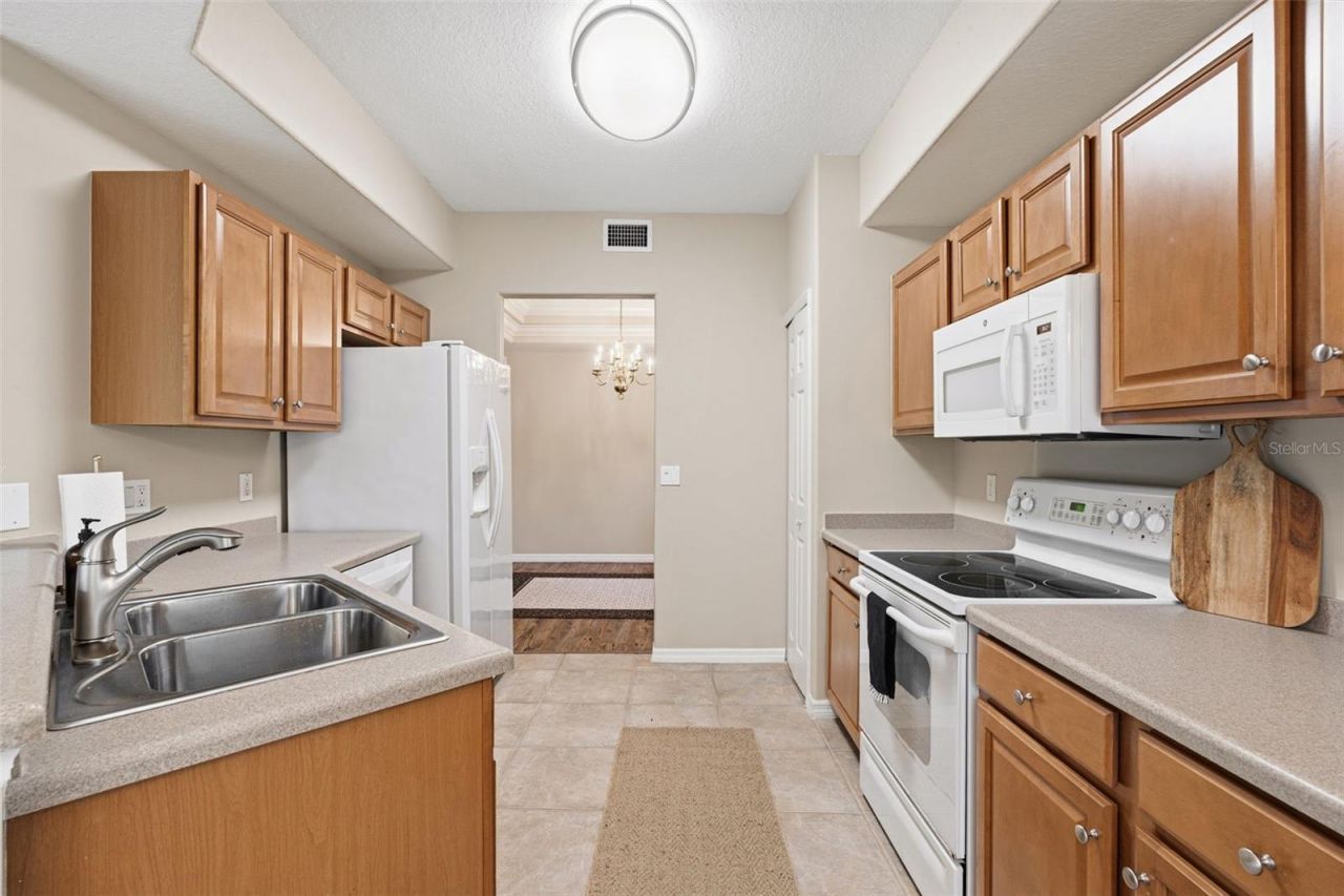 7005 Prosperity Circle , Unit 2005, Sarasota, FL 34238 Photo