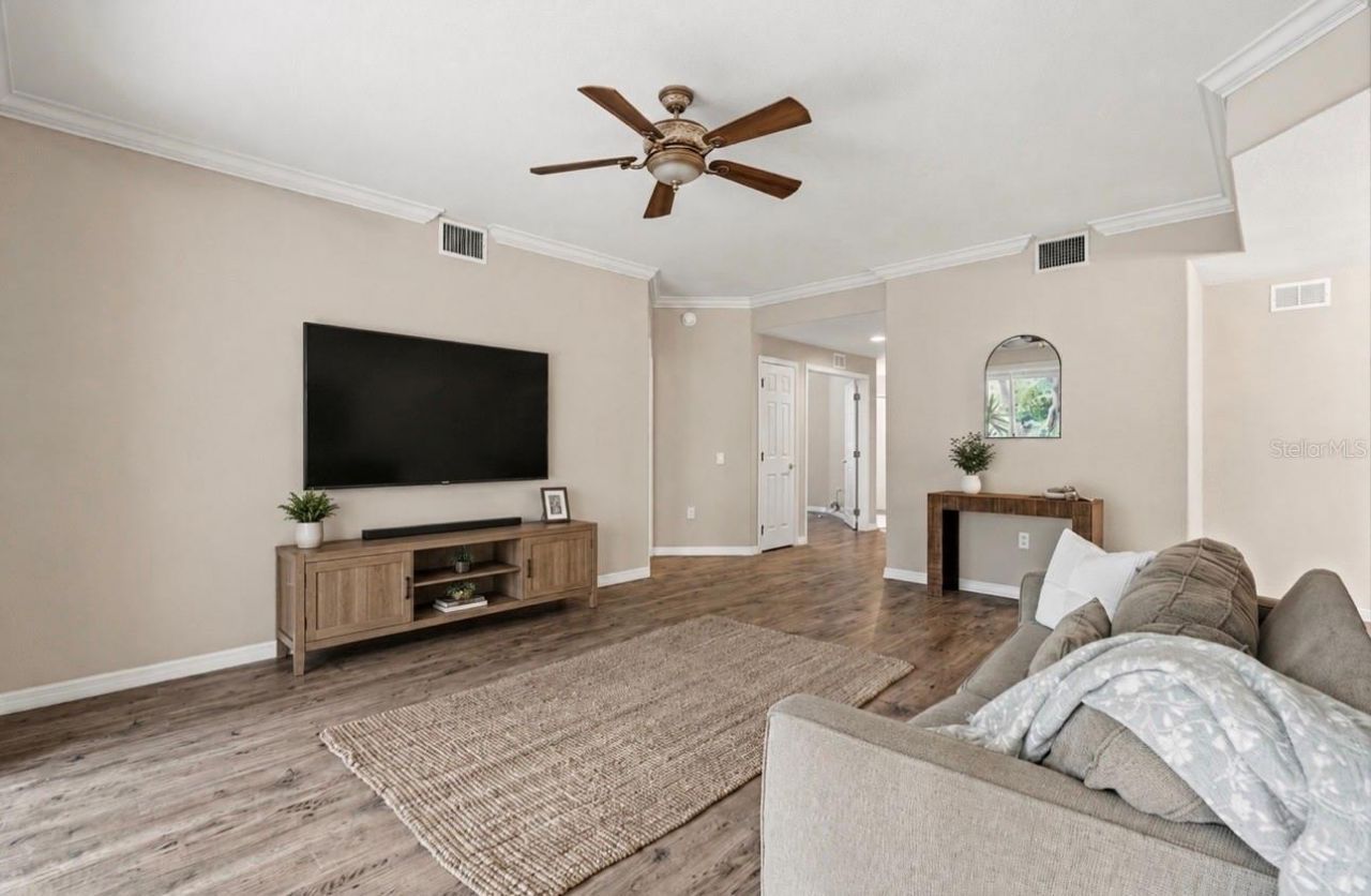 7005 Prosperity Circle , Unit 2005, Sarasota, FL 34238 Photo