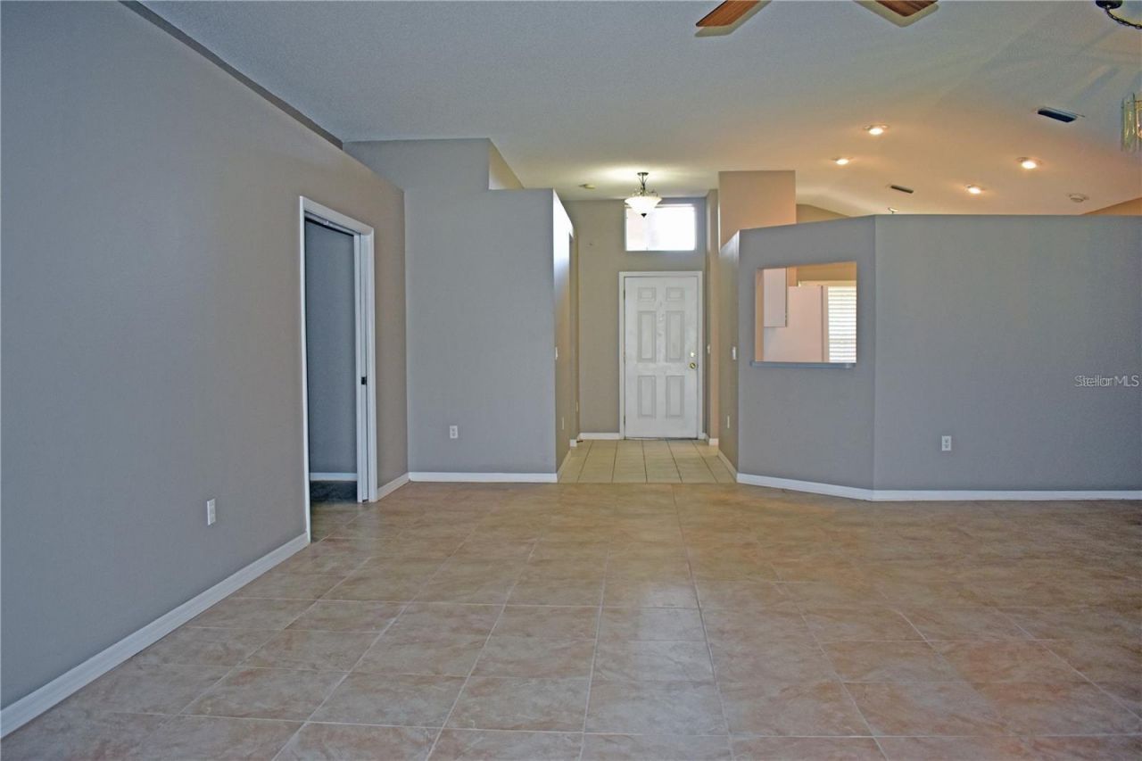 14499 Tamarind Loop , Spring Hill, FL 34609 Photo