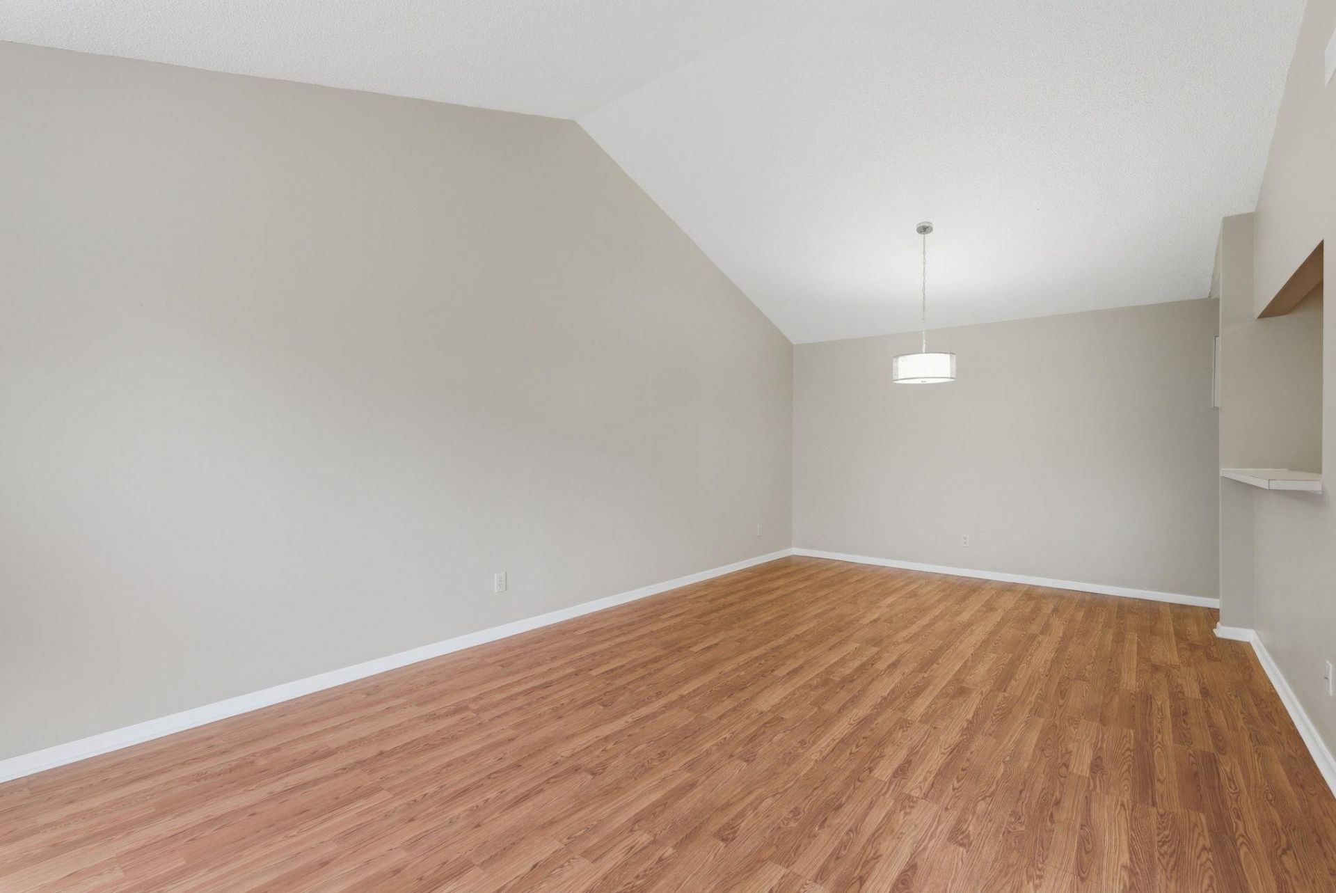 1005 Indian Wells Ct.  Photo 7