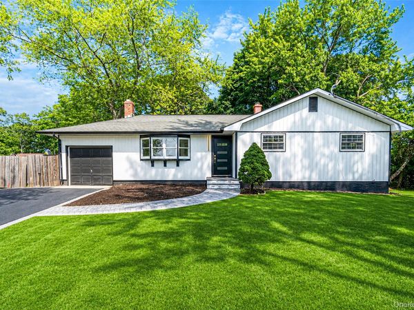 267 Woodhull Avenue , Port Jefferson, NY 11776