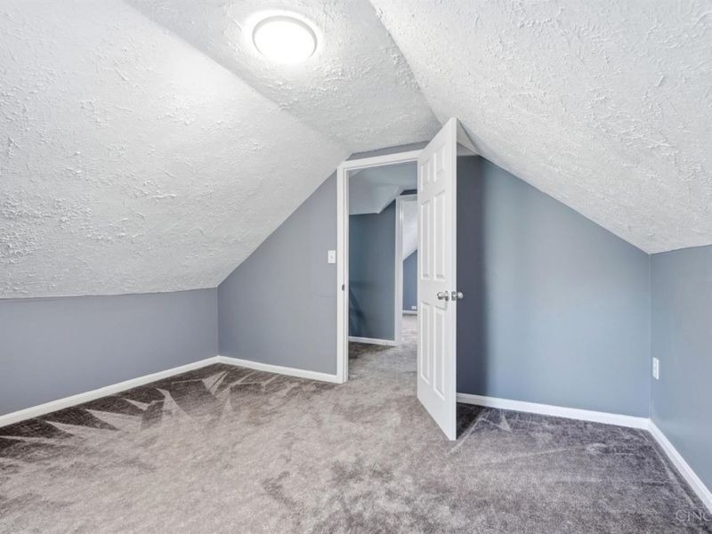 2721 Hyde Park Avenue, Cincinnati, OH 45209 Photo 16