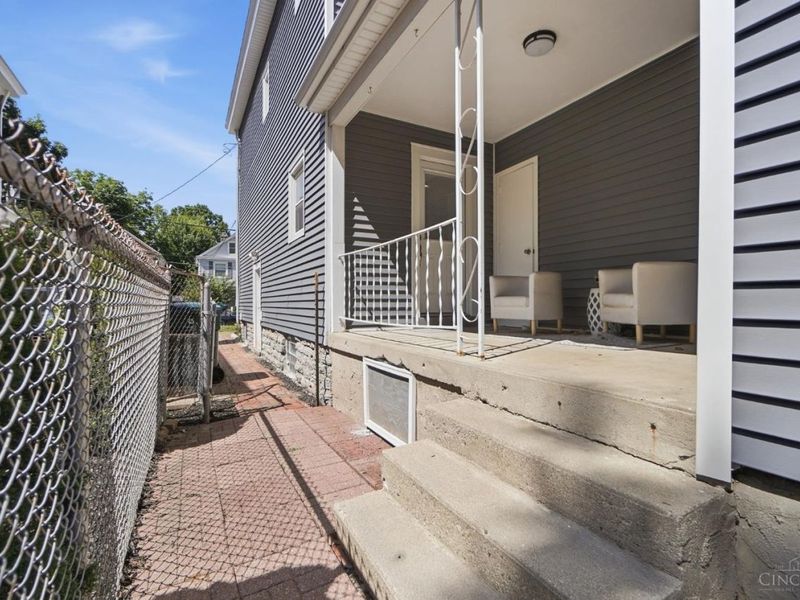 2721 Hyde Park Avenue, Cincinnati, OH 45209 Photo 22