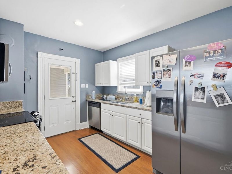 2721 Hyde Park Avenue, Cincinnati, OH 45209 Photo 24