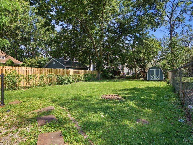 2721 Hyde Park Avenue, Cincinnati, OH 45209 Photo 38