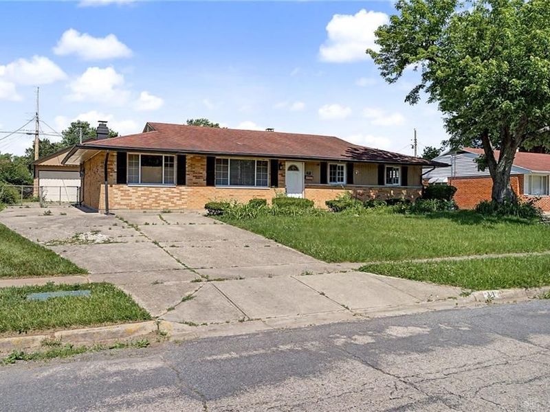 11 Hillgard Street, Trotwood, OH 45426 Photo 2