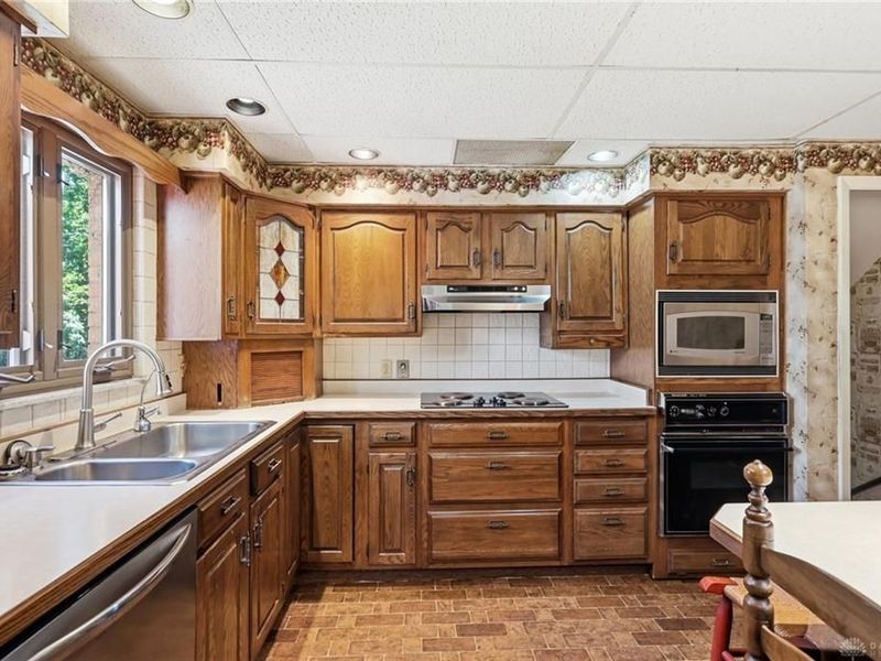 2504 Cross Country Road, Beavercreek, OH 45431 Photo 14