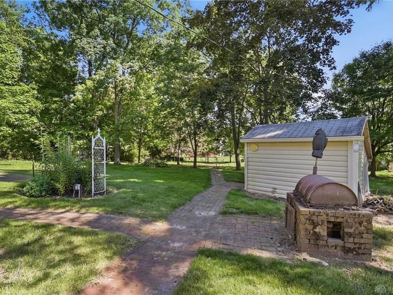 2504 Cross Country Road, Beavercreek, OH 45431 Photo 41
