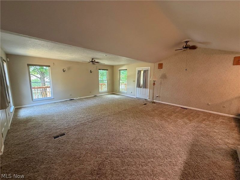 9812 Vienna Drive , Parma, OH 44134 Photo 19