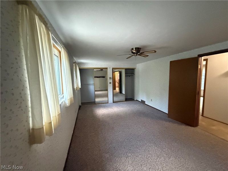 9812 Vienna Drive , Parma, OH 44134 Photo 29
