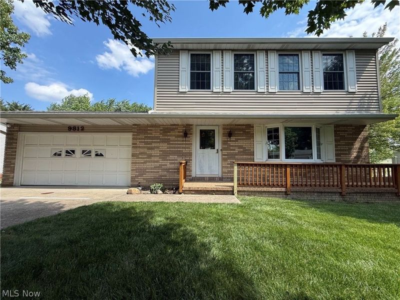 9812 Vienna Drive , Parma, OH 44134 Photo 3