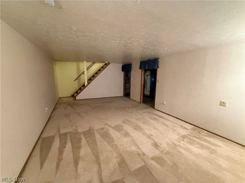 9812 Vienna Drive , Parma, OH 44134 Photo 31