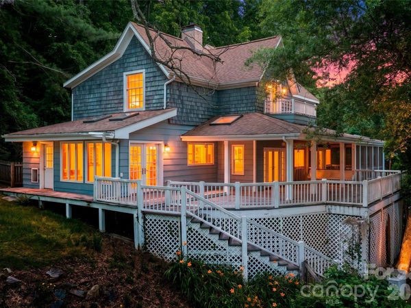 32 Delano Road , Asheville, NC 28805