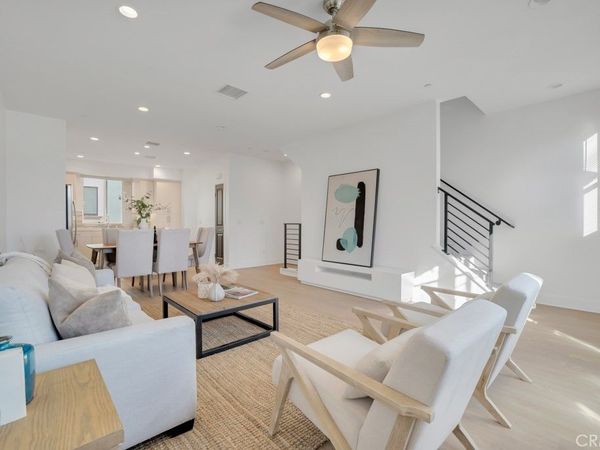 10832 W Riverton Court , North Hollywood, CA 91602