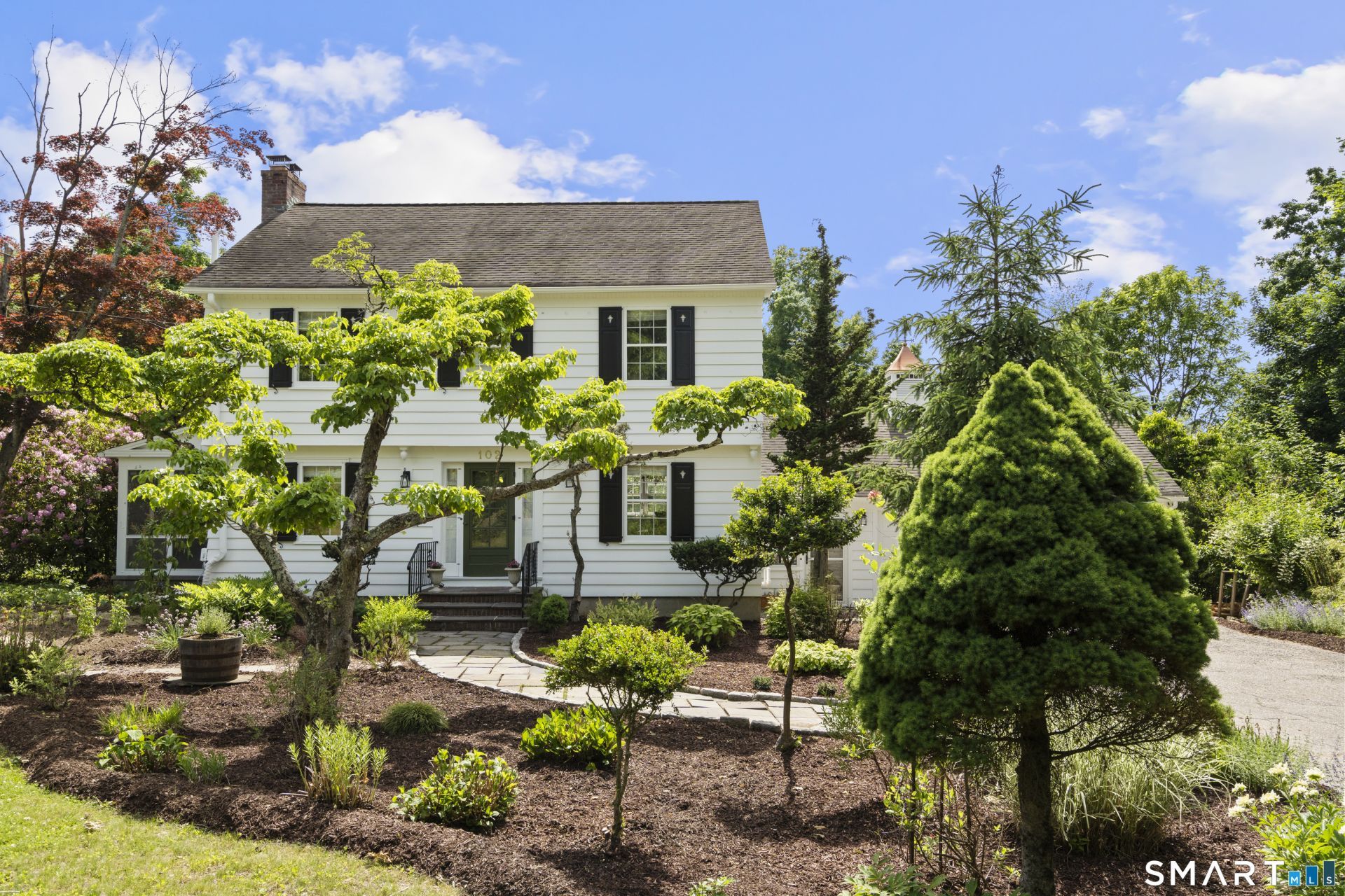 102 Whisconier, Brookfield, CT 06804 Main Photo