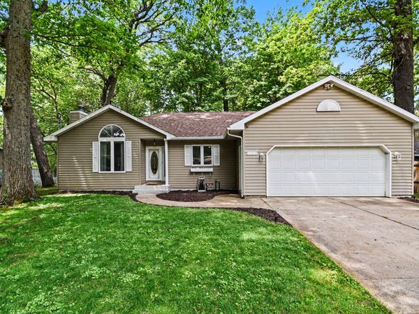 14275 Shiawassee Drive, Grand Haven, MI 49417