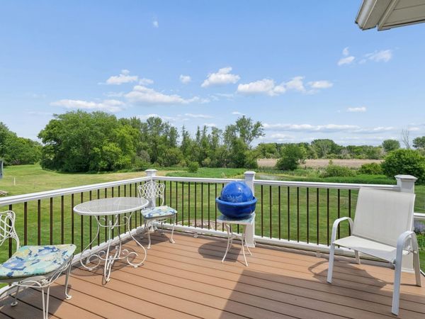 5461 Golfview Avenue N, Oakdale, MN 55128
