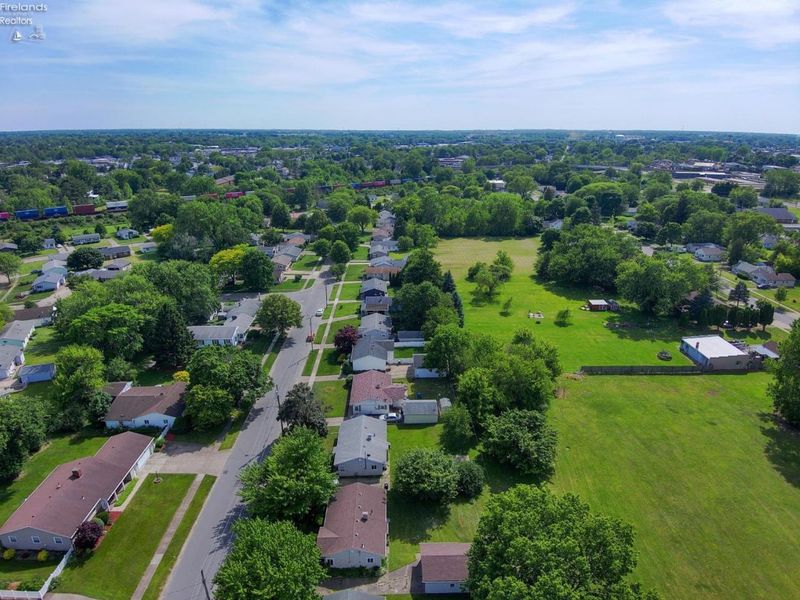 1445 Wamajo Drive, Sandusky, OH 44870 Photo 39