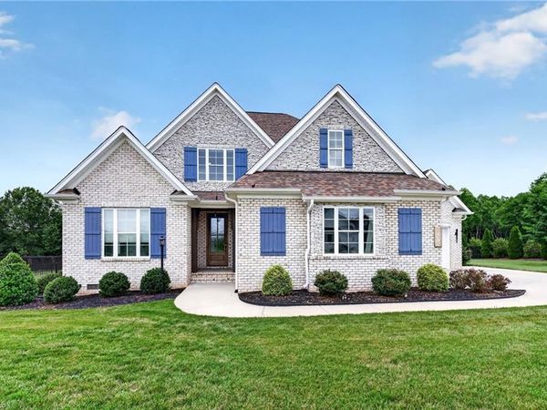 8403 Wolf Ridge Trail , Oak Ridge, NC 27310