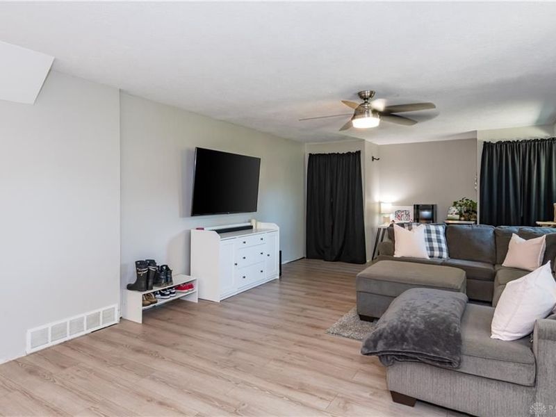 2500 E Stroop Road, Kettering, OH 45440 Photo 10