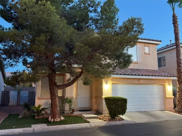 951 Clear Diamond Avenue , Las Vegas, NV 89123