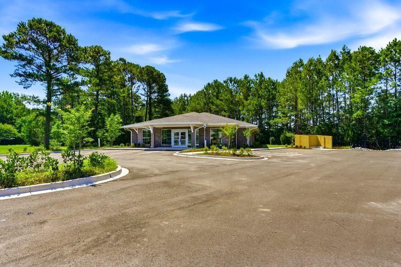 116 Professional Park Dr.  Photo 17