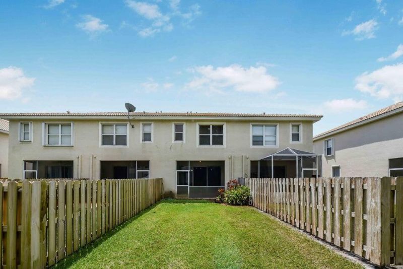 9687 Lago Drive, Boynton Beach, FL 33472 Photo