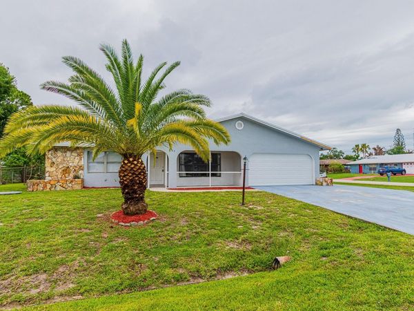 188 NW Broadview Street, Port St. Lucie, FL 34983