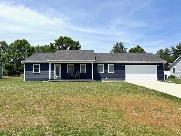 1107 Short Drive , Knox, IN 46534