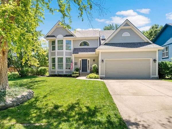 14913 W 124th Terrace, Olathe, KS 66062