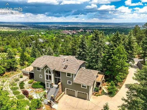 3 Thayer Road, Colorado Springs, CO 80906