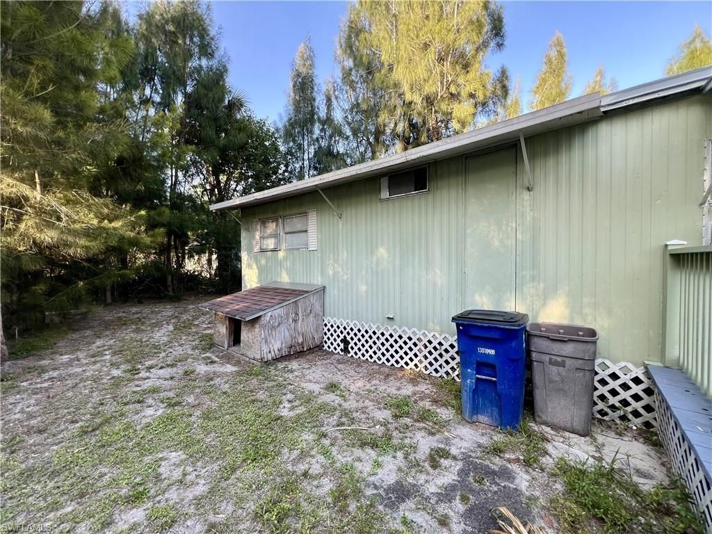 334 Capitol St , North Fort Myers, FL 33903 Photo