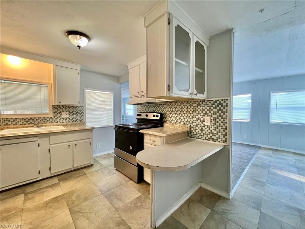 334 Capitol St , North Fort Myers, FL 33903 Photo