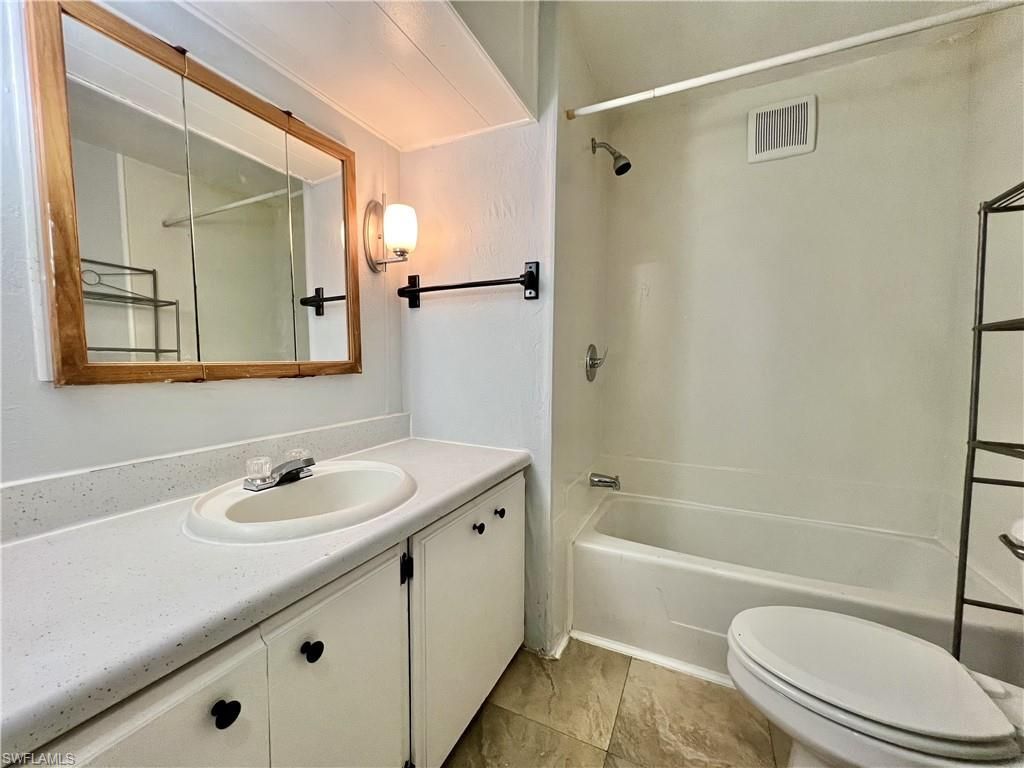 334 Capitol St , North Fort Myers, FL 33903 Photo