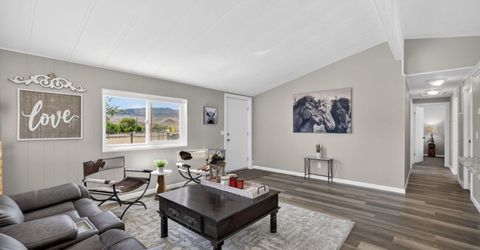 7040 E Hwy 50, Dayton, NV 89403 Photo