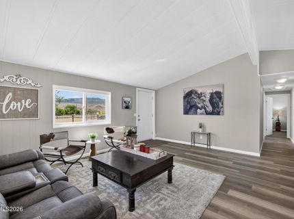 7040 E Hwy 50, Dayton, NV 89403 Photo