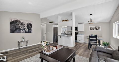 7040 E Hwy 50, Dayton, NV 89403 Photo