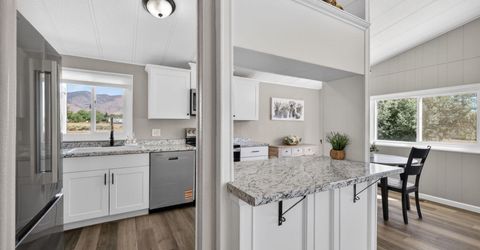 7040 E Hwy 50, Dayton, NV 89403 Photo