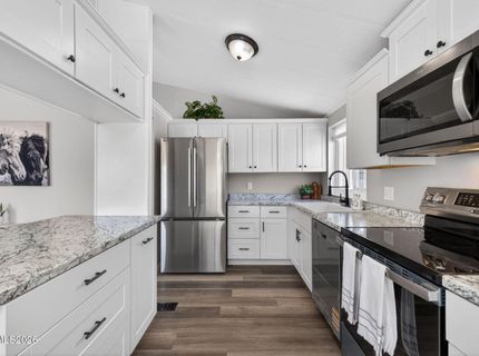 7040 E Hwy 50, Dayton, NV 89403 Photo