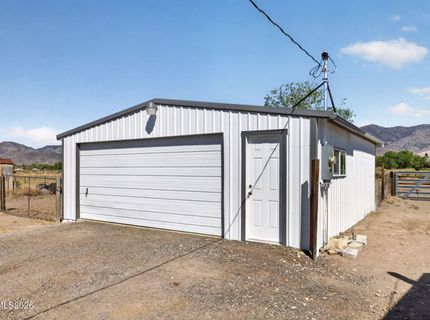 7040 E Hwy 50, Dayton, NV 89403 Photo
