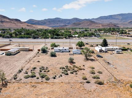 7040 E Hwy 50, Dayton, NV 89403 Photo