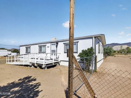 7040 E Hwy 50, Dayton, NV 89403 Photo