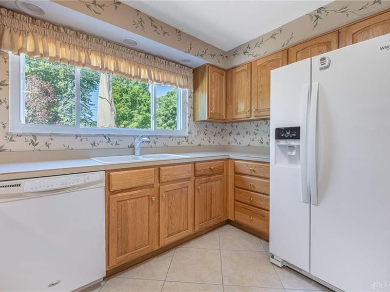 5301 Oakbrooke Drive, Kettering, OH 45440 Photo 14