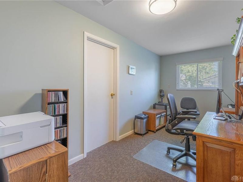 5301 Oakbrooke Drive, Kettering, OH 45440 Photo 19