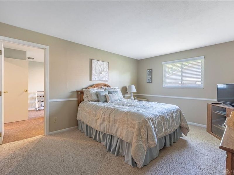 5301 Oakbrooke Drive, Kettering, OH 45440 Photo 23