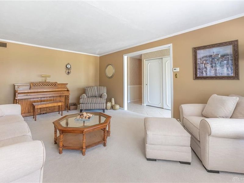 5301 Oakbrooke Drive, Kettering, OH 45440 Photo 3
