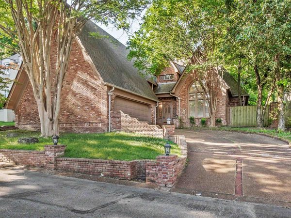 6373 S MASSEY HILL DR , Memphis, TN 38120