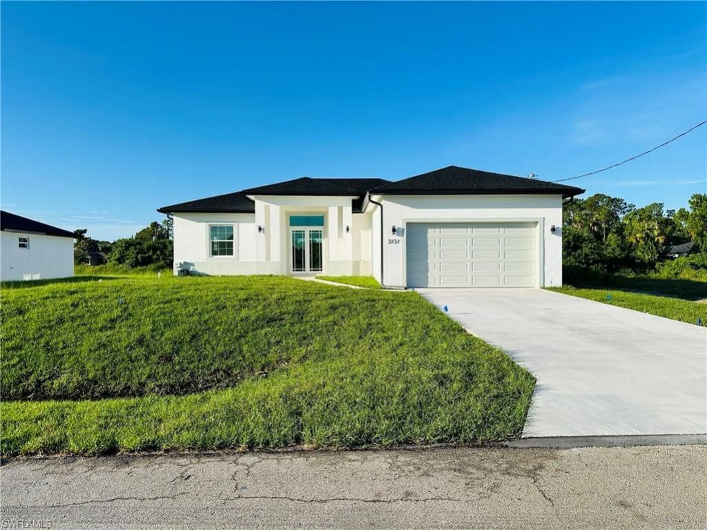 2512 Mabry St, Alva, FL 33920 Photo