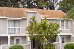 393 Hickory Hill Drive  photo 4